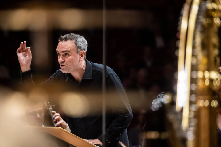 Von Vergänglichkeit & Zauber